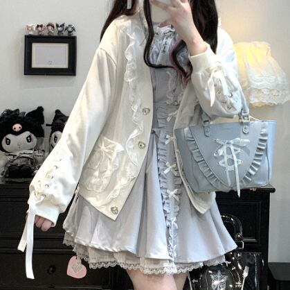 YUMEKAWA ♡ ( 3 colors ) V-neck cardigan with heart buttons #jya7