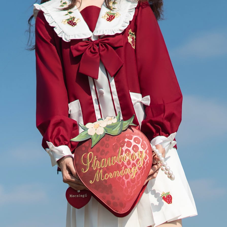 YUMEKAWA ♡ Strawberry print sailor suit #seifuku1