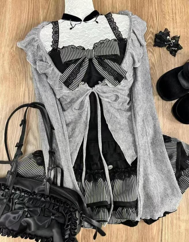 YUMEKAWA ♡ 3-piece set of top with ribbon , skirt and outerwear #set2