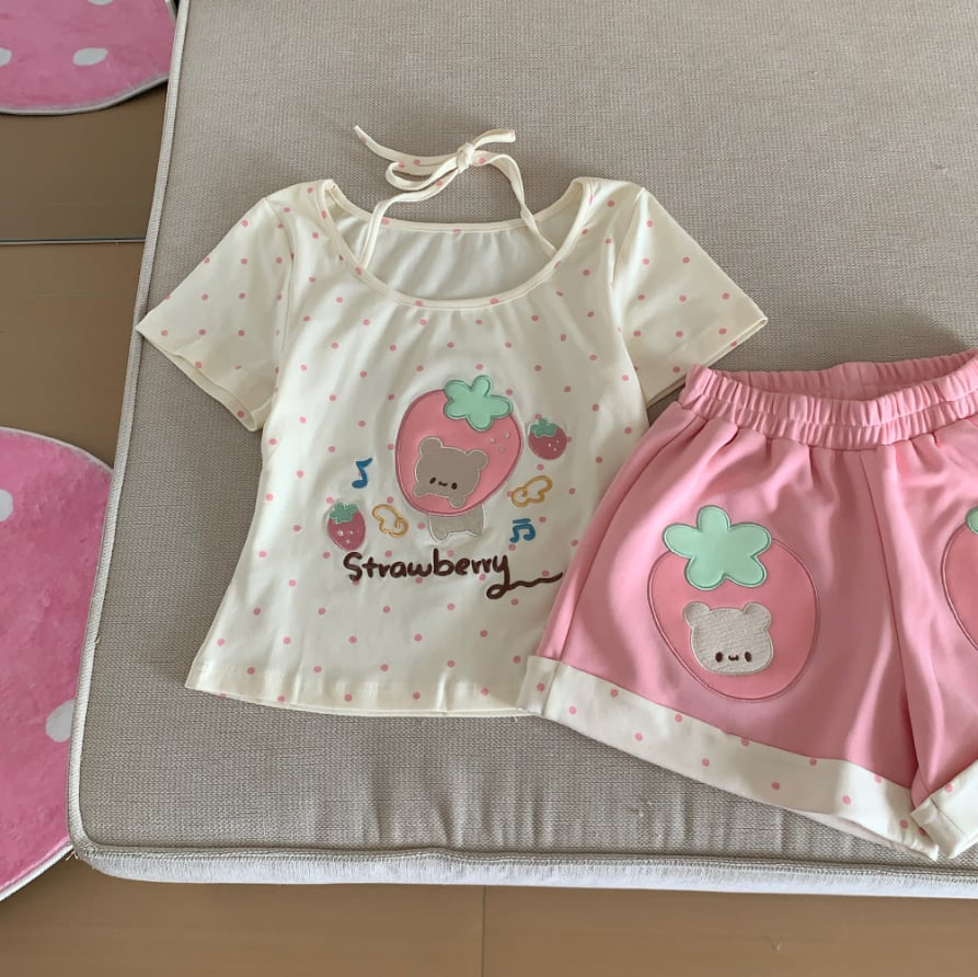 YUMEKAWA ♡ matching cloth with cute bear and strawberry design #set73