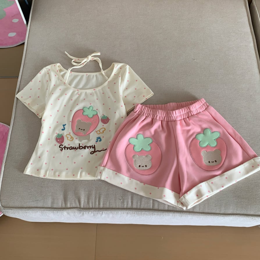 YUMEKAWA ♡ matching cloth with cute bear and strawberry design #set73