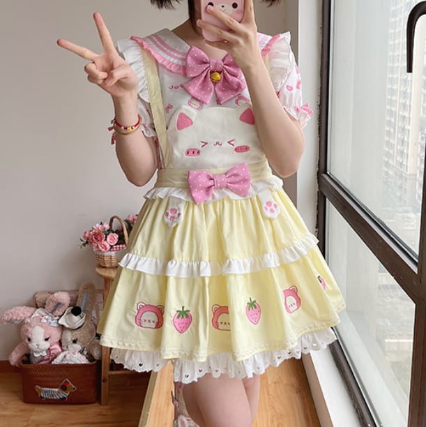 YUMEKAWA ♡ ( 2 colors )  Strawberry top & suspender skirt #set1